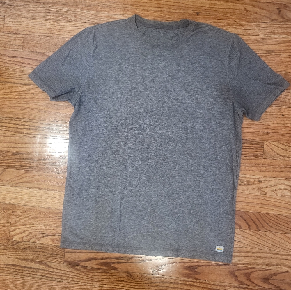 Vuori Men’s Strato Tech Tee in Heather Grey (Size S)